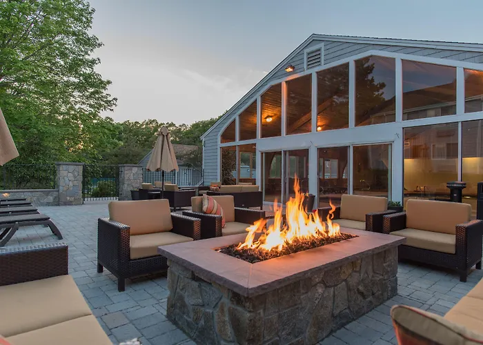 Rockport Inn And Suites